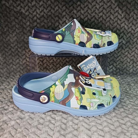 Bluey crocs toddler size Mens 5 Womens‎ 7 new classic clog